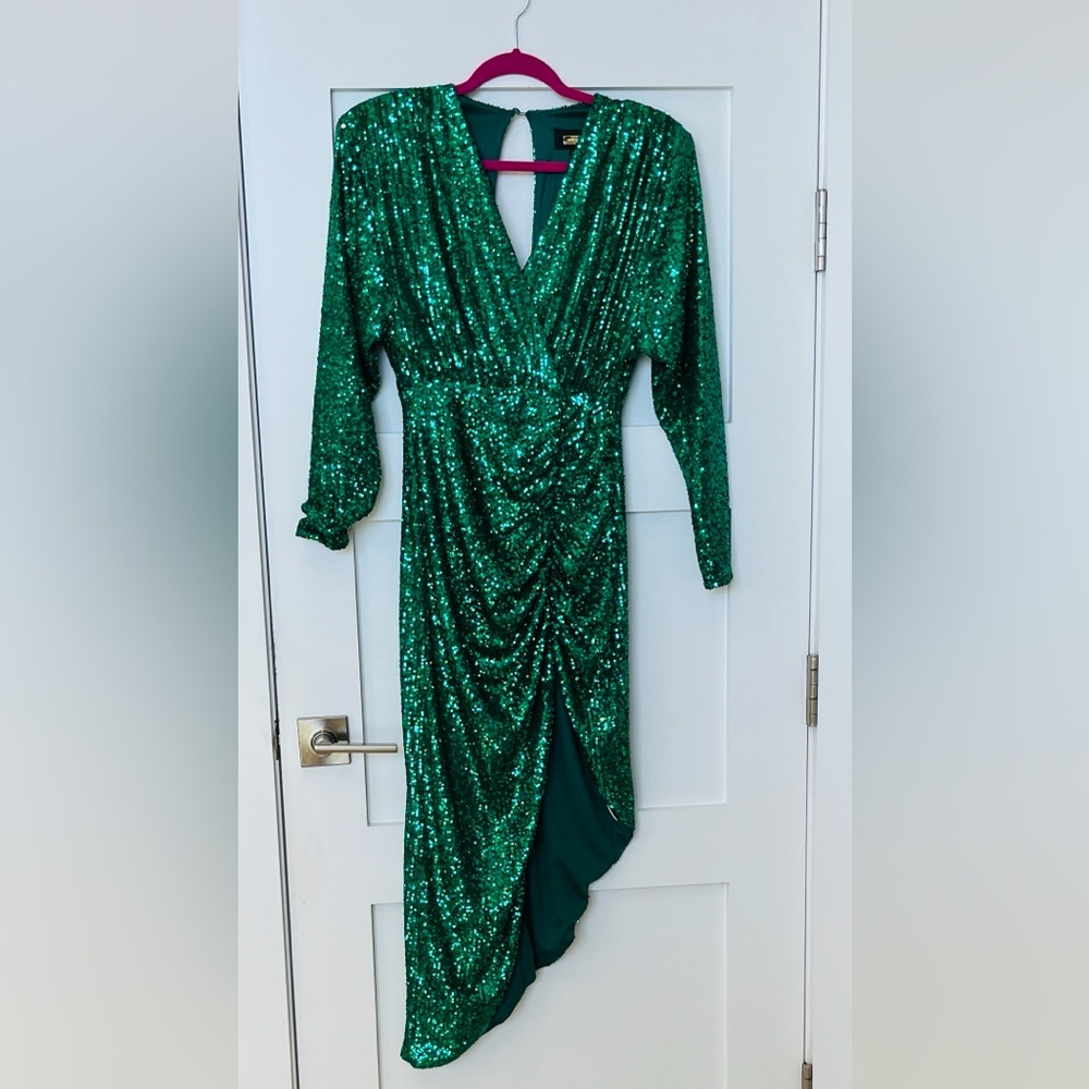 Alexia Admor Green Sequin Long Sleeve Dress